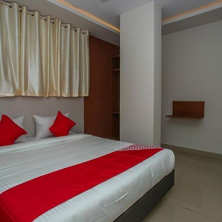 Hotel O Varcity Phi Premium Pavilion ,Above Hdfc Bank ,Near Anjaneya Temple Madiwala, Hosur Main R Bangalore Dış mekan fotoğraf