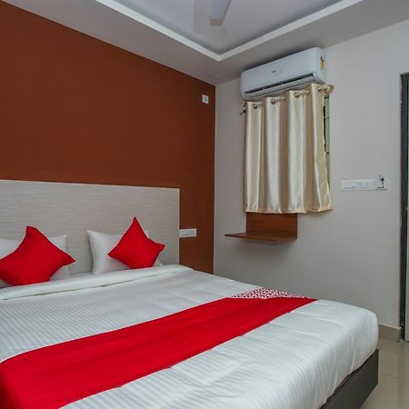 Hotel O Varcity Phi Premium Pavilion ,Above Hdfc Bank ,Near Anjaneya Temple Madiwala, Hosur Main R Bangalore Dış mekan fotoğraf