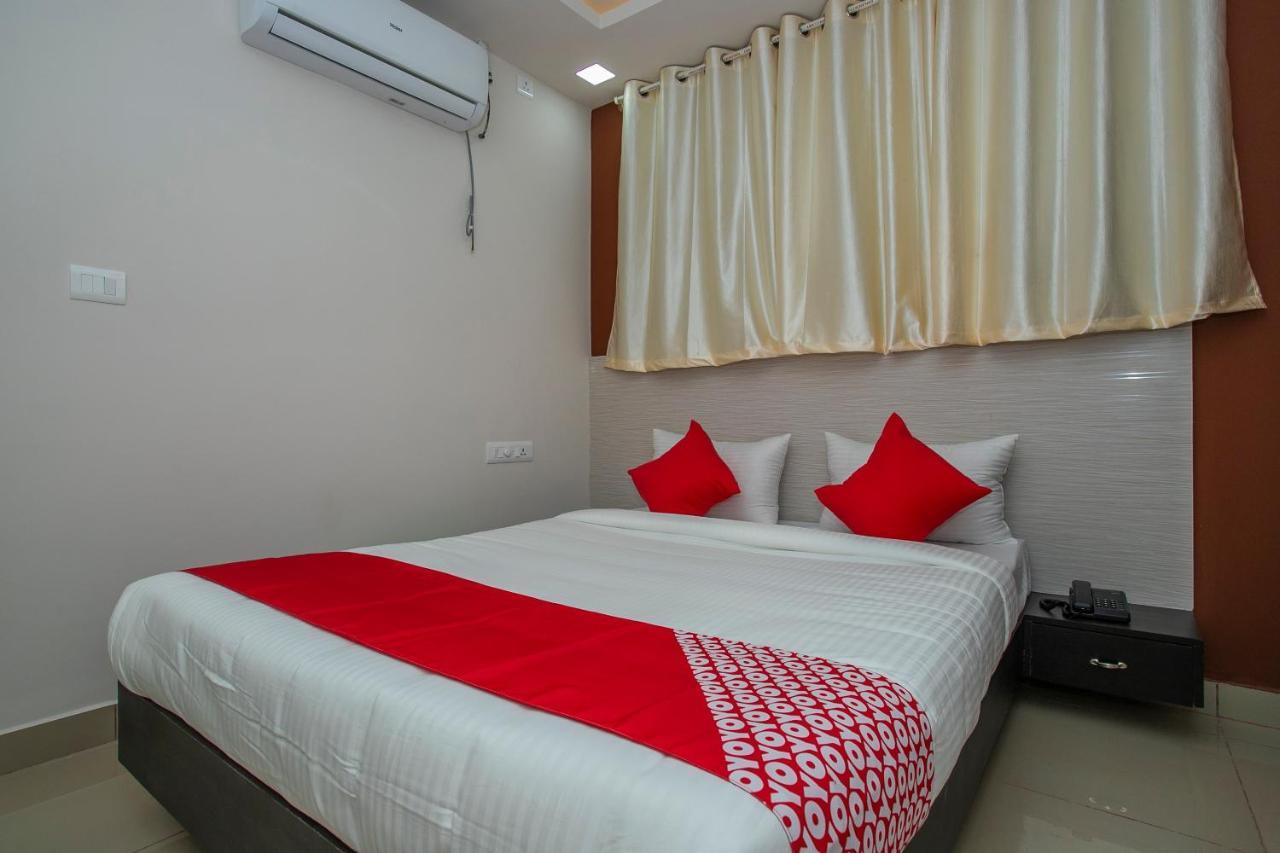 Hotel O Varcity Phi Premium Pavilion ,Above Hdfc Bank ,Near Anjaneya Temple Madiwala, Hosur Main R Bangalore Dış mekan fotoğraf