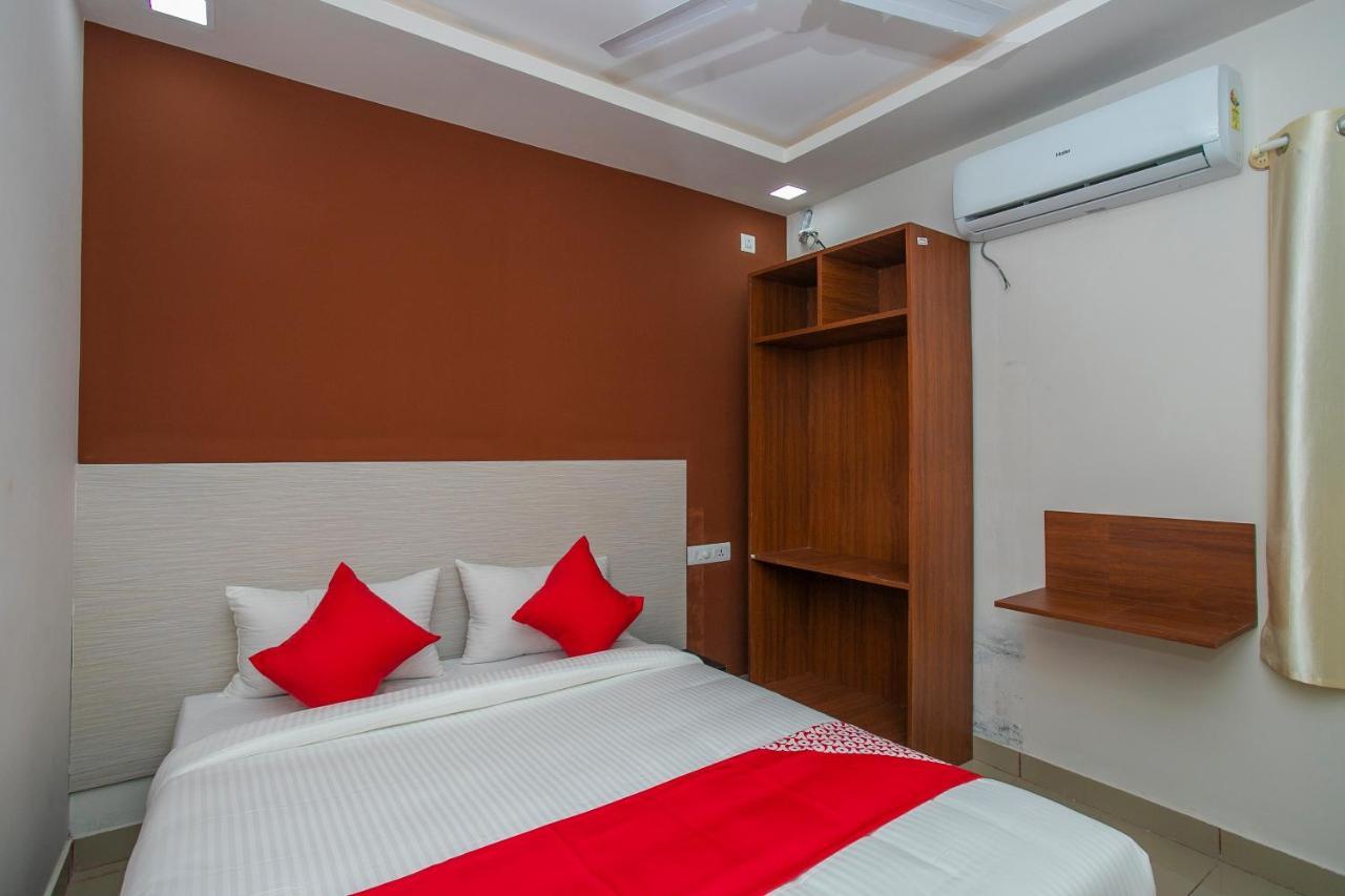 Hotel O Varcity Phi Premium Pavilion ,Above Hdfc Bank ,Near Anjaneya Temple Madiwala, Hosur Main R Bangalore Dış mekan fotoğraf