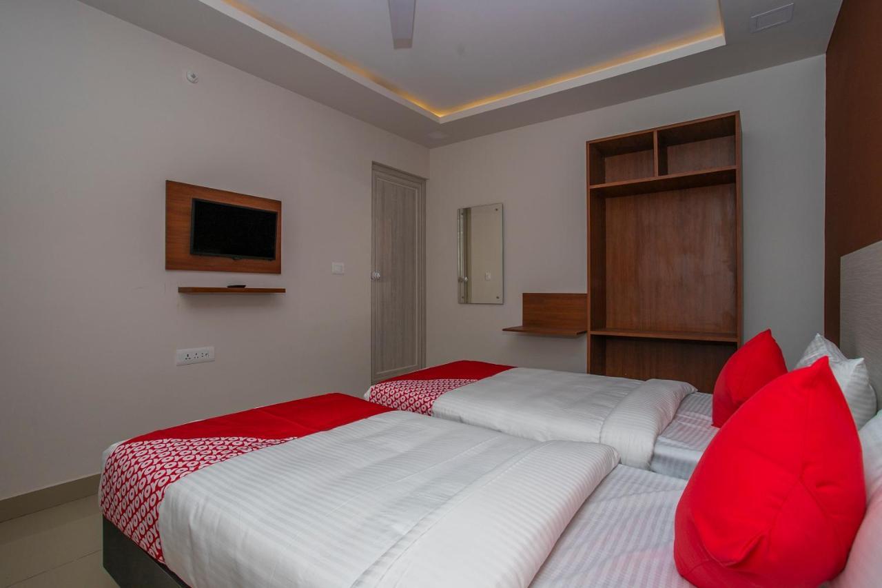 Hotel O Varcity Phi Premium Pavilion ,Above Hdfc Bank ,Near Anjaneya Temple Madiwala, Hosur Main R Bangalore Dış mekan fotoğraf