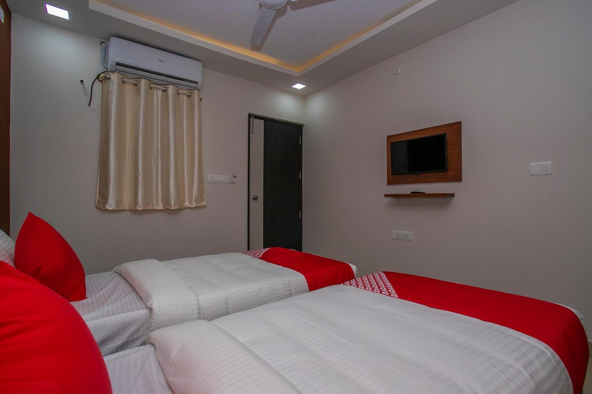 Hotel O Varcity Phi Premium Pavilion ,Above Hdfc Bank ,Near Anjaneya Temple Madiwala, Hosur Main R Bangalore Dış mekan fotoğraf